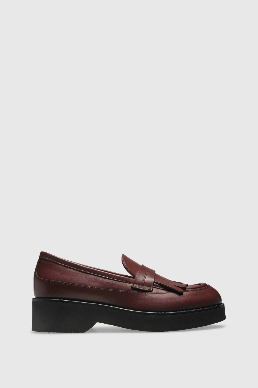 Unützer Women's Loafer 8101 in Weinrot - Vitello Bordeaux Leather Slip-On Shoes