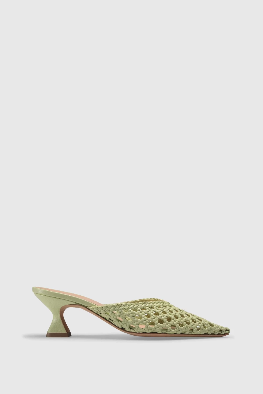 Unützer Women's Mule 9327A Grün with Mint Tassel Design