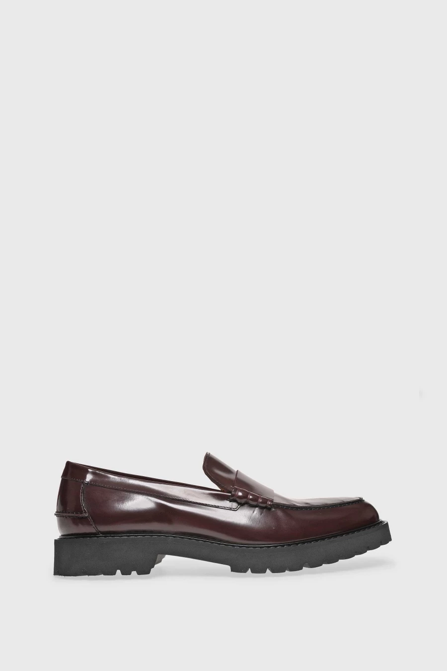 Unützer Women's Loafer 9014 in Wine Red - Brushed Bordeaux Leather Slip-On Shoes