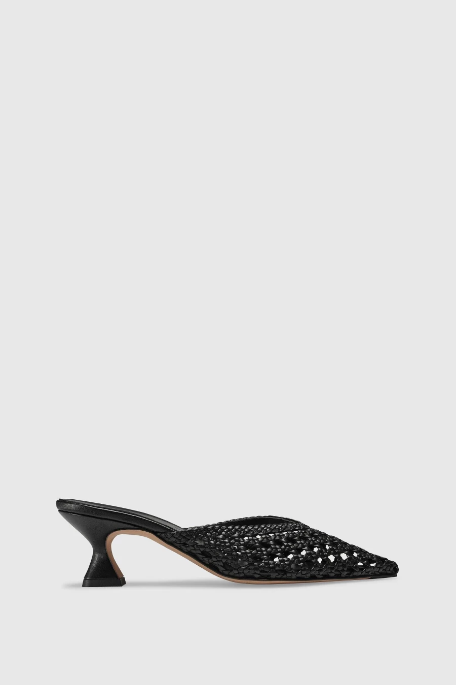 Unützer Women's Mule 9327A in Schwarz Nappa Leather - Comfortable & Stylish Footwear